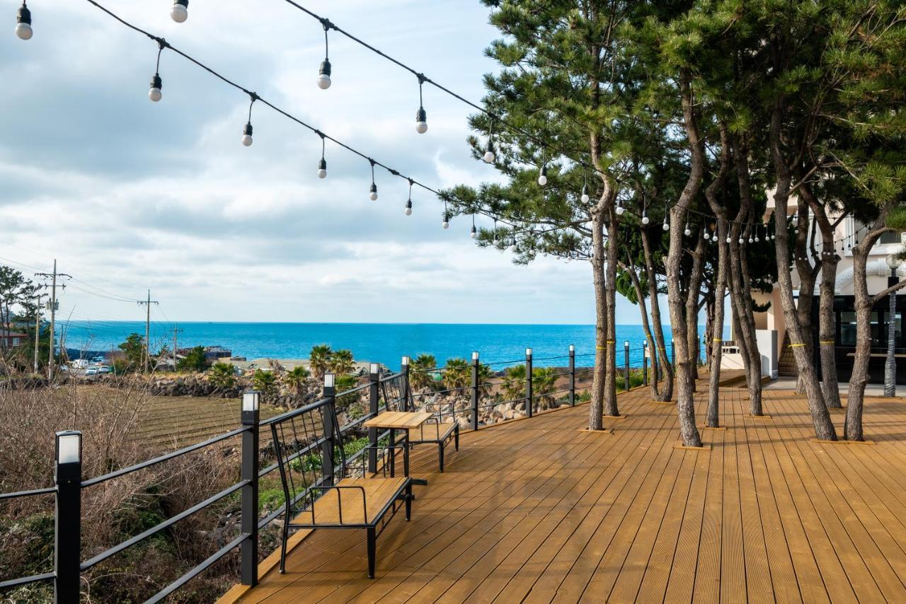 Cocoon Hotel Чеджудо Экстерьер фото